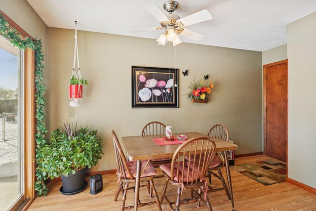 5832 Rhode Island Avenue N, Crystal, MN 55428