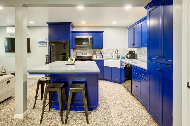 41930 Buckeye Lane, Shaver Lake, CA 93664