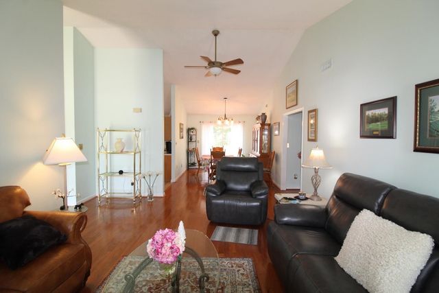 311 Troon Ln., Myrtle Beach, SC 29588