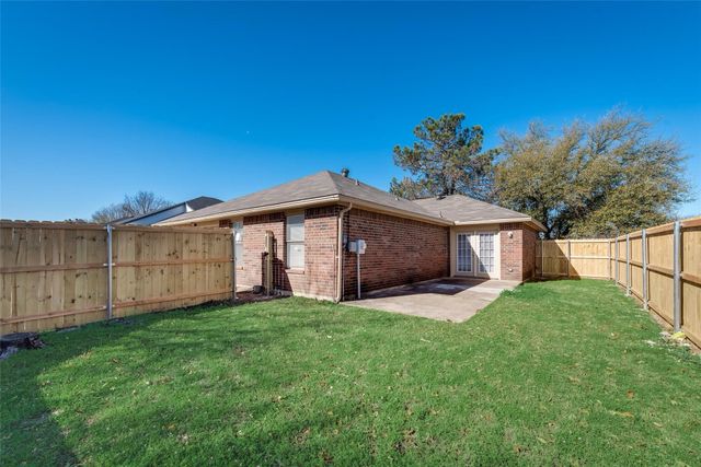 1122 Rogers Lane, Duncanville, TX 75137