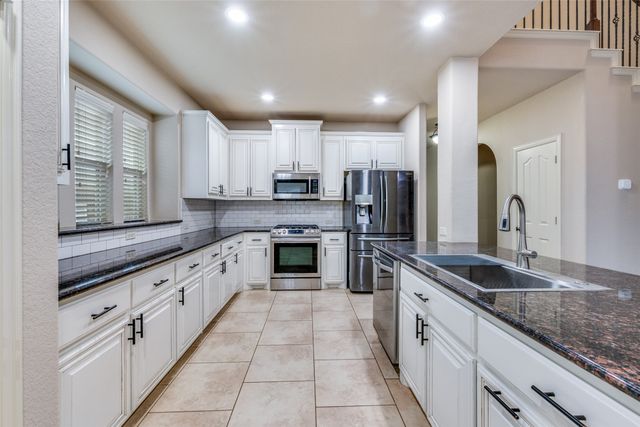 1137 Cardinal Ridge Road, Burleson, TX 76028