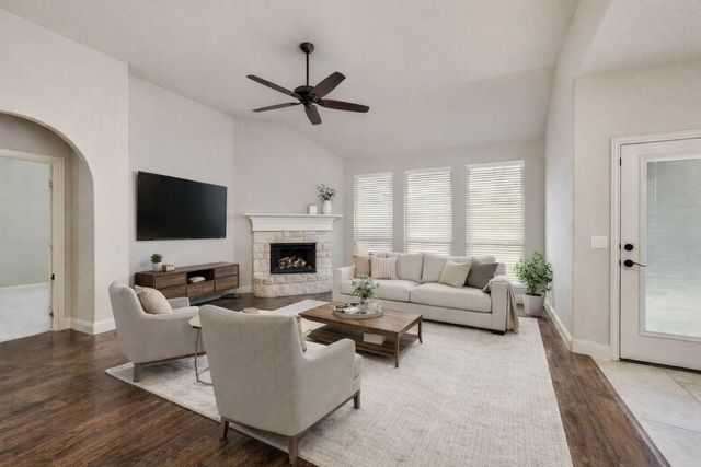 1137 Cardinal Ridge Road, Burleson, TX 76028