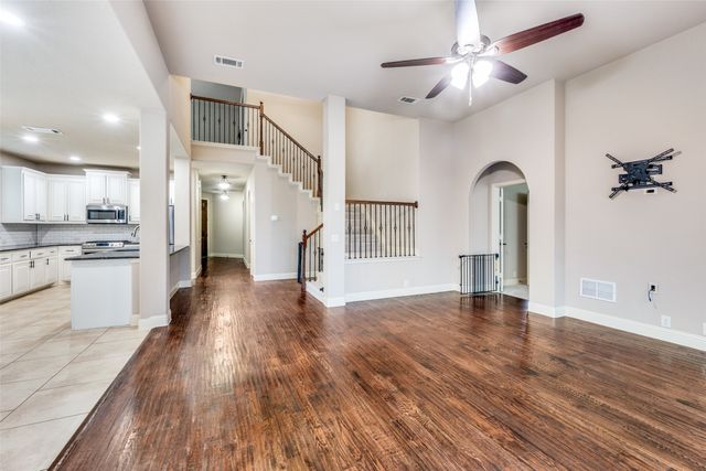 1137 Cardinal Ridge Road, Burleson, TX 76028