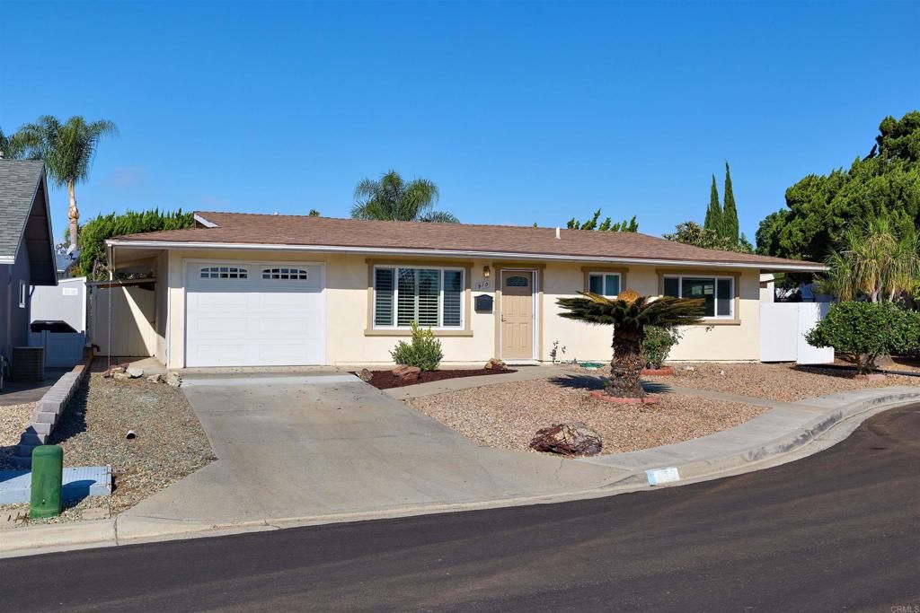 910 La Fiesta Lane, San Marcos, CA 92078 — photo 2