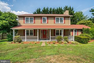 4978 DEQUINCEY DR, Fairfax, VA 22032