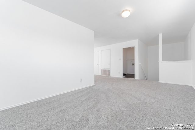 102 MALLOW GRV, San Antonio, TX 78253
