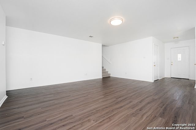 102 MALLOW GRV, San Antonio, TX 78253