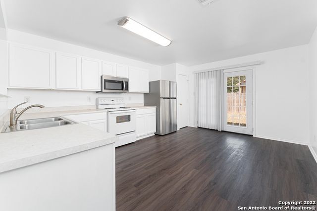 102 MALLOW GRV, San Antonio, TX 78253