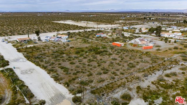 4120 La Mesa Road, Phelan, CA 92371