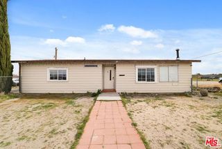4120 La Mesa Road, Phelan, CA 92371