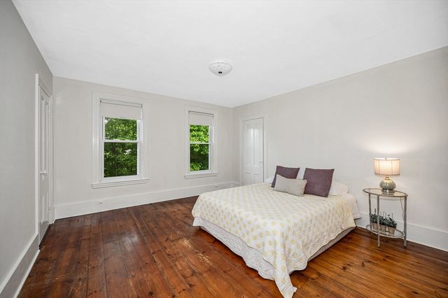 395 Kingsbury Ave, Haverhill, MA 01835