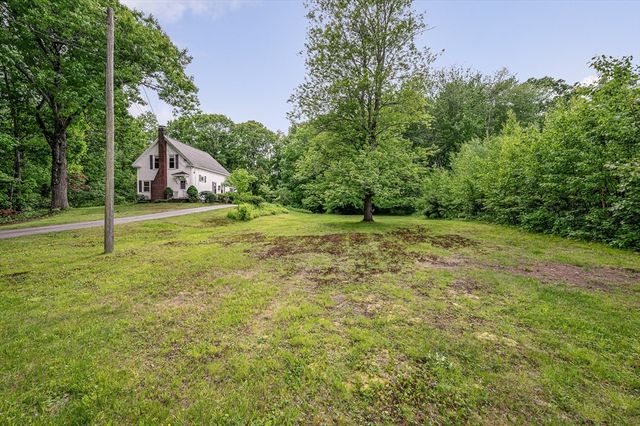 395 Kingsbury Ave, Haverhill, MA 01835