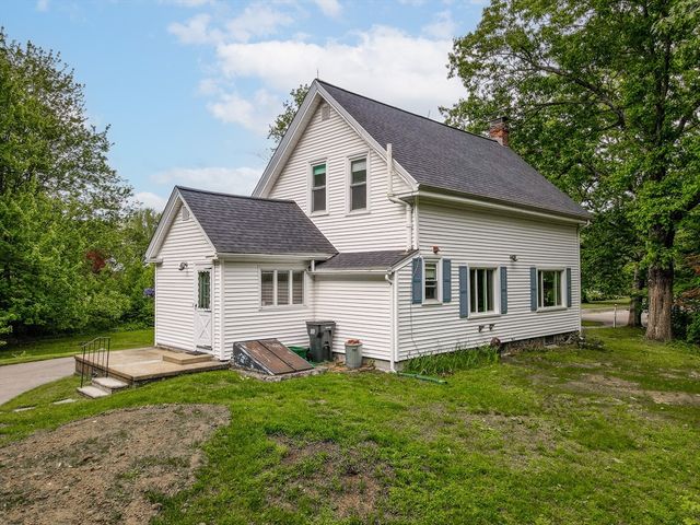 395 Kingsbury Ave, Haverhill, MA 01835