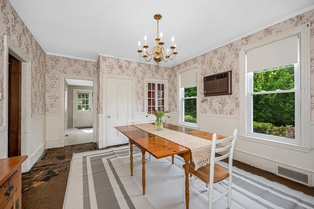 395 Kingsbury Ave, Haverhill, MA 01835