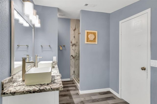 457 County Road 3773, Cleveland, TX 77327