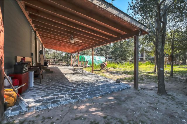 457 County Road 3773, Cleveland, TX 77327