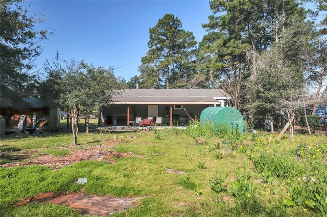 457 County Road 3773, Cleveland, TX 77327
