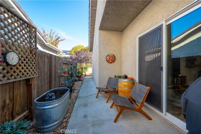 121 Headwaters Rd, Templeton, CA 93465