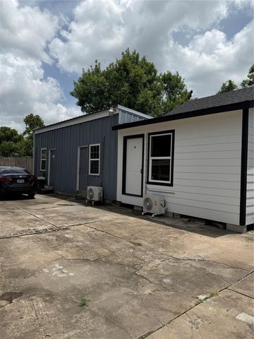 2909 King Street UNIT D, Houston, TX 77026