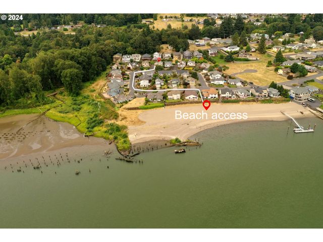 300 SPINNAKER Way, Columbia City, OR 97018