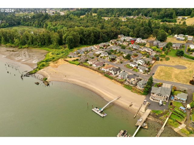 300 SPINNAKER Way, Columbia City, OR 97018