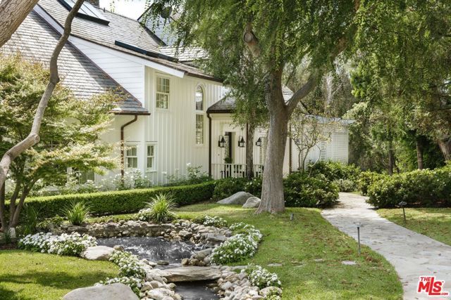 6825 Zumirez Drive, Malibu, CA 90265