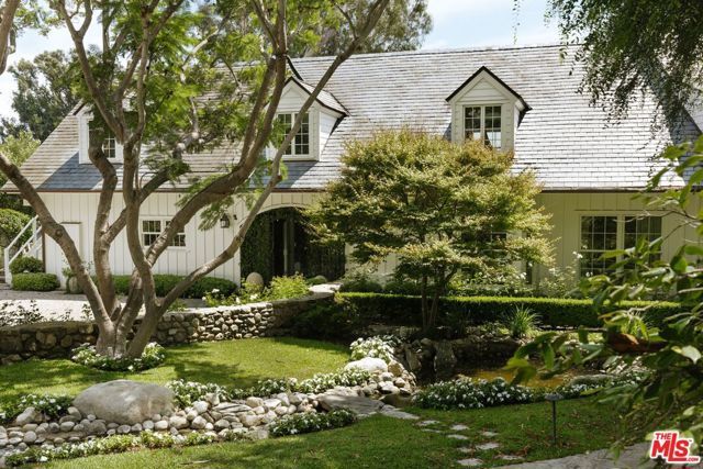 6825 Zumirez Drive, Malibu, CA 90265