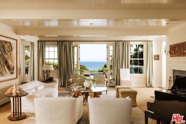 6825 Zumirez Drive, Malibu, CA 90265