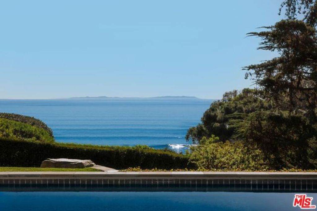 6825 Zumirez Drive, Malibu, CA 90265