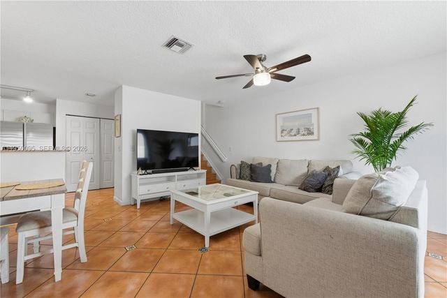 12652 SW 54th St, Miramar, FL 33027