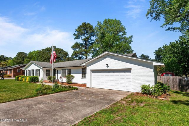 104 Hardee Street, Greenville, NC 27858