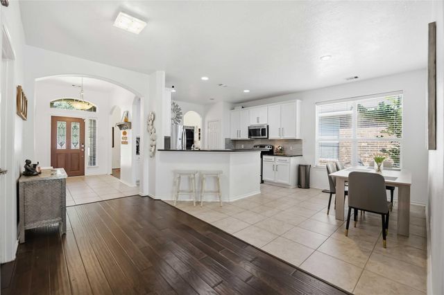 5315 Lilac Grove Lane, Rosharon, TX 77583