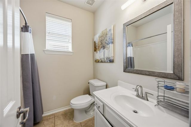 5315 Lilac Grove Lane, Rosharon, TX 77583