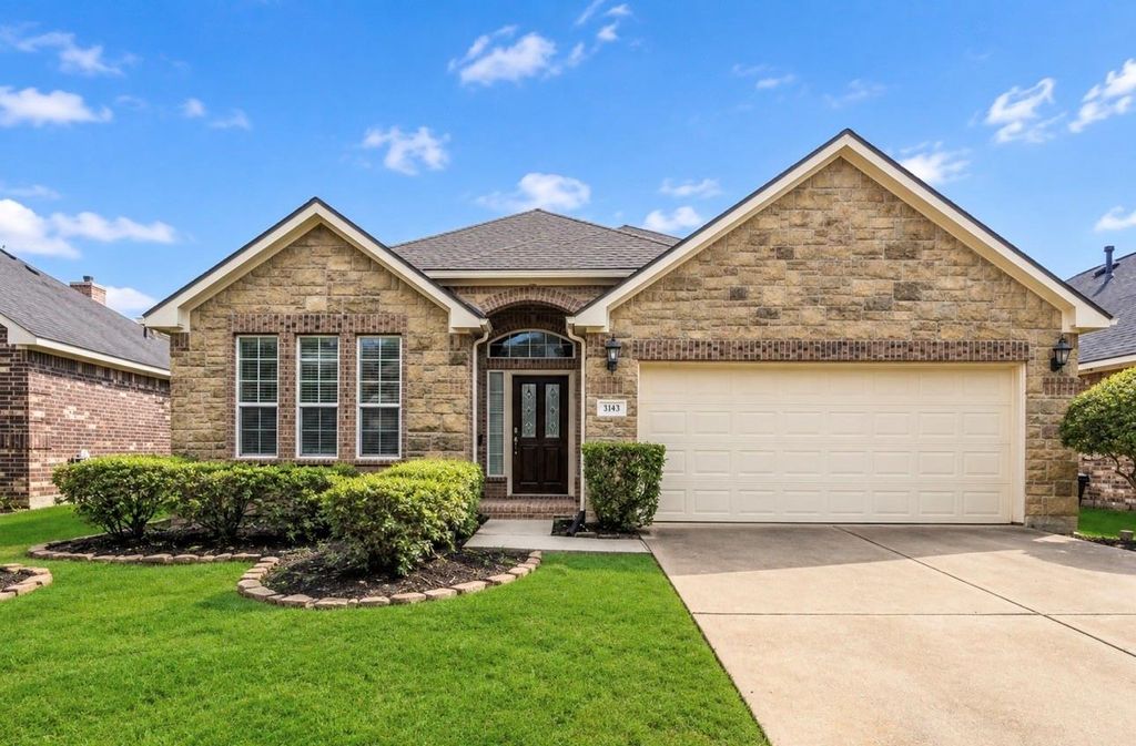 5315 Lilac Grove Lane, Rosharon, TX 77583