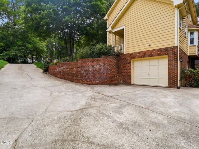 7312 Deer Track Drive, Raleigh, NC 27613