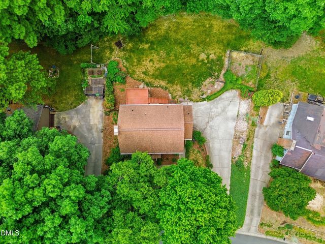 7312 Deer Track Drive, Raleigh, NC 27613
