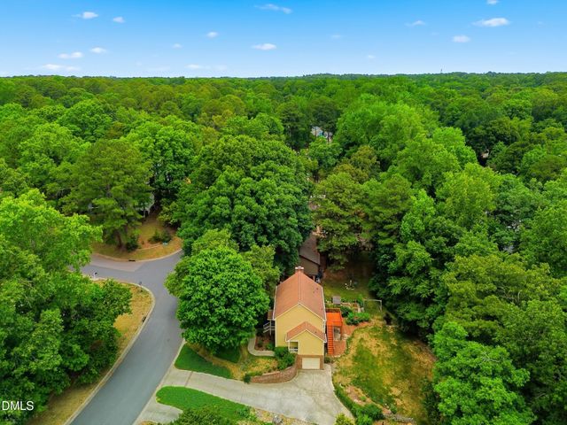 7312 Deer Track Drive, Raleigh, NC 27613