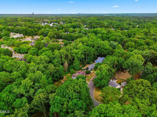 7312 Deer Track Drive, Raleigh, NC 27613