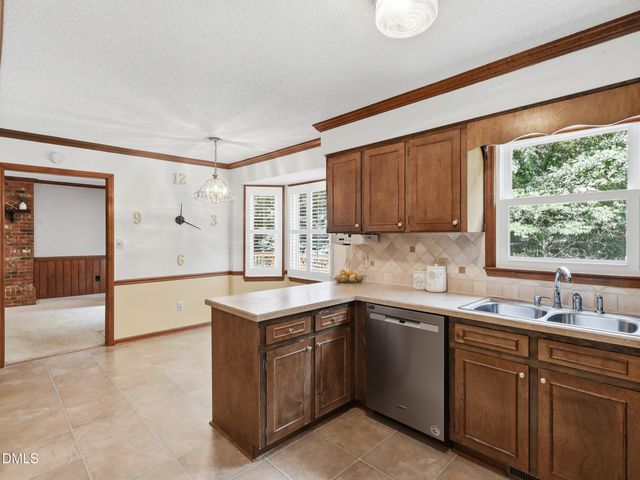7312 Deer Track Drive, Raleigh, NC 27613