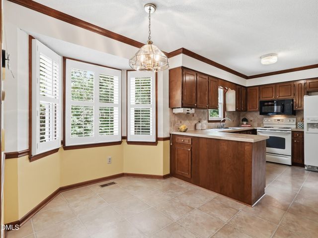 7312 Deer Track Drive, Raleigh, NC 27613