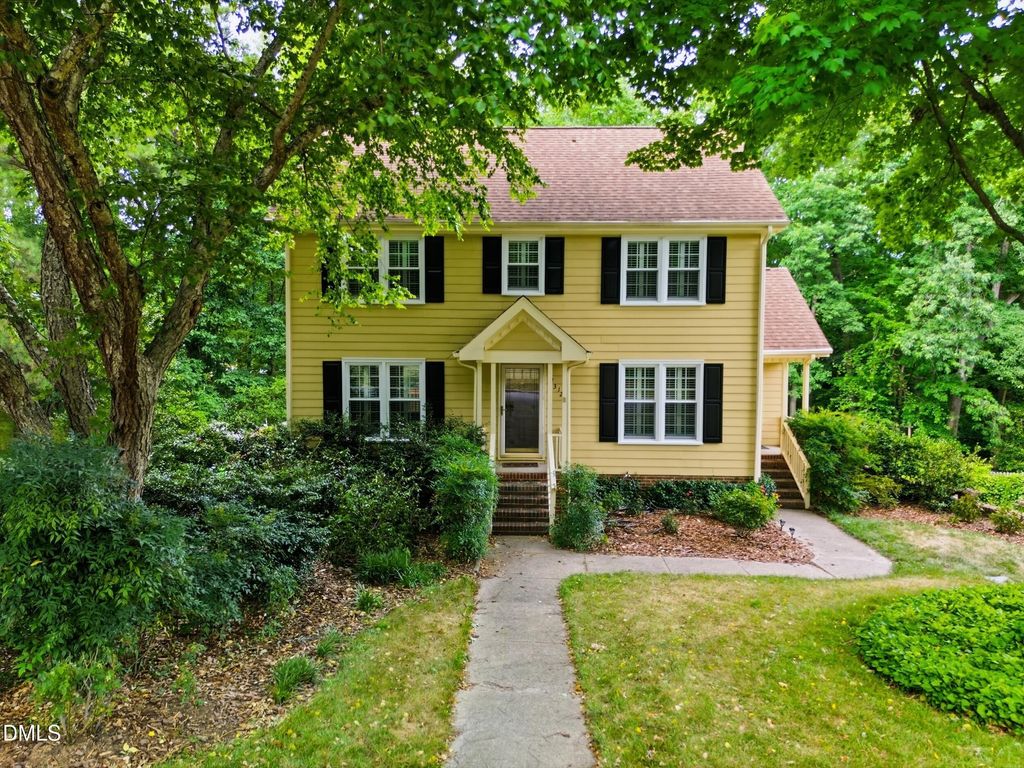 7312 Deer Track Drive, Raleigh, NC 27613