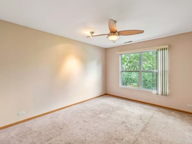 4909 Spencer Avenue B, Lisle, IL 60532