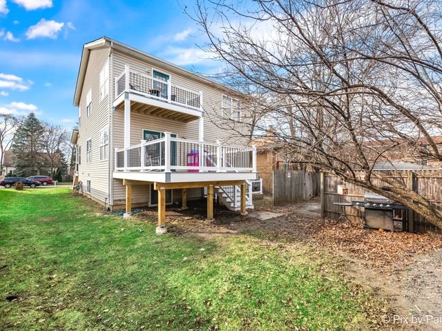 4909 Spencer Avenue B, Lisle, IL 60532