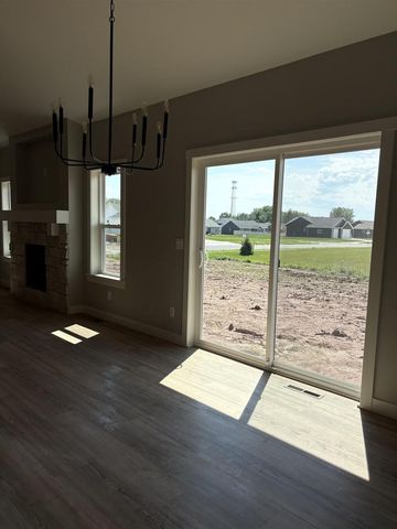 N8843 KILLARNEY WAY, Sherwood, WI 54952
