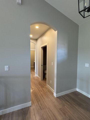 N8843 KILLARNEY WAY, Sherwood, WI 54952