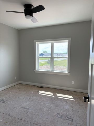N8843 KILLARNEY WAY, Sherwood, WI 54952