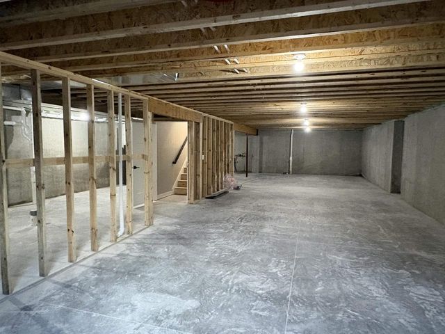N8843 KILLARNEY WAY, Sherwood, WI 54952