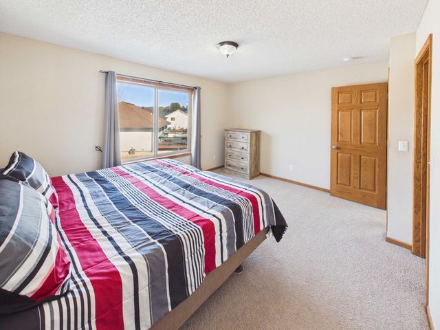 24605 140th Street NW, Zimmerman, MN 55398