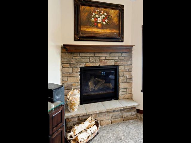 8979 Parkview Circle, Chisago City, MN 55013