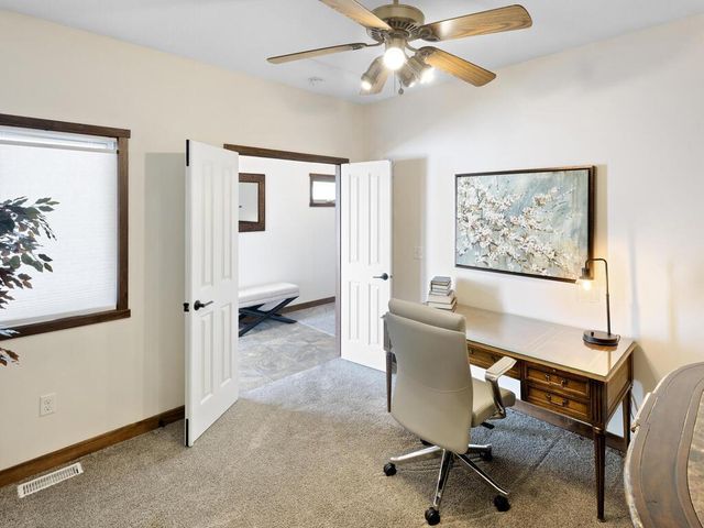 8979 Parkview Circle, Chisago City, MN 55013